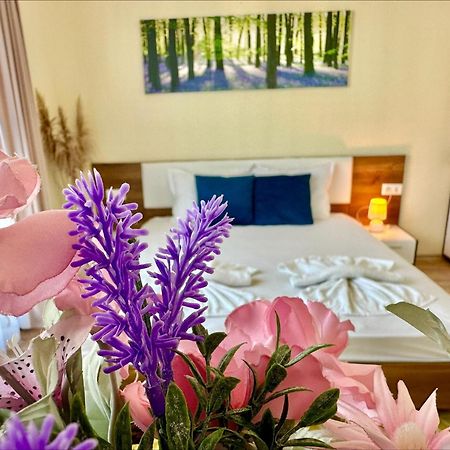 Ipanema Beach - Menada Apartments Sveti Vlas Bagian luar foto