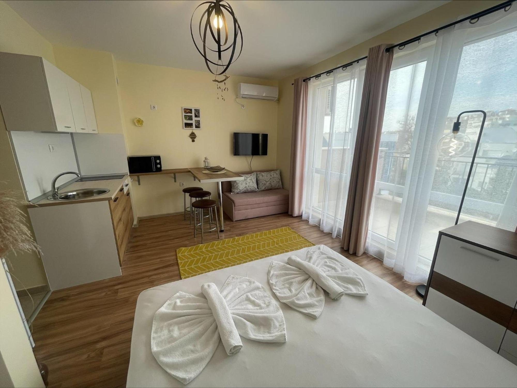Ipanema Beach - Menada Apartments Sveti Vlas Ruang foto