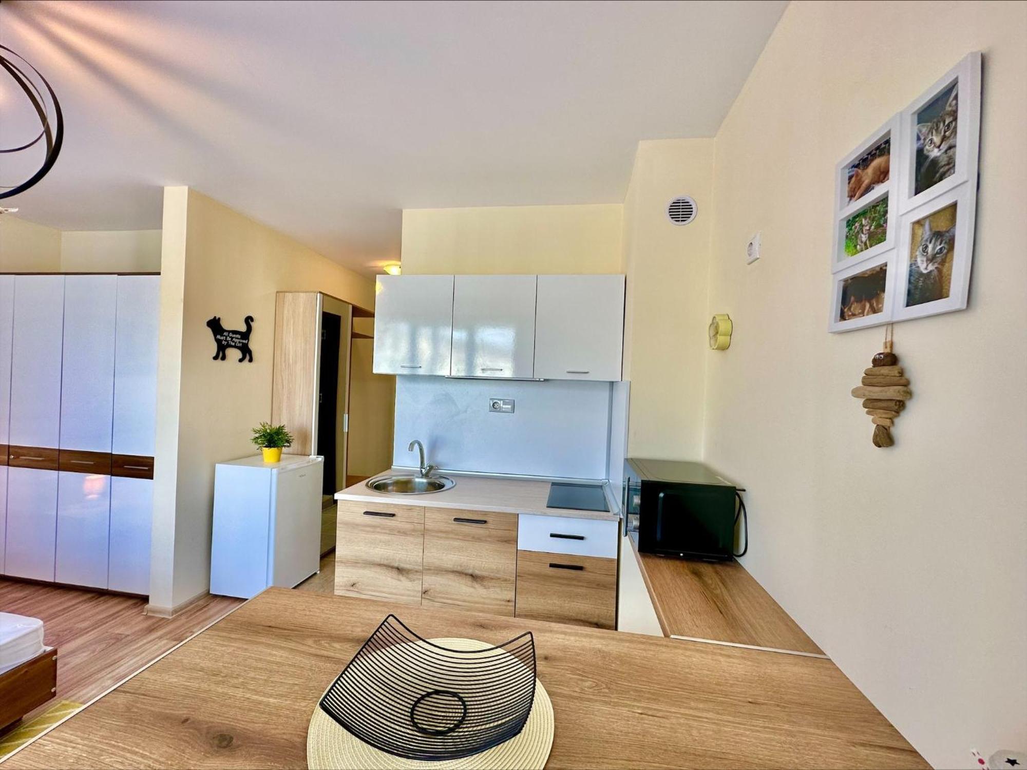 Ipanema Beach - Menada Apartments Sveti Vlas Ruang foto